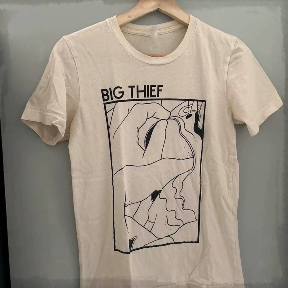 Livie & Luca Beige Graphic Tee